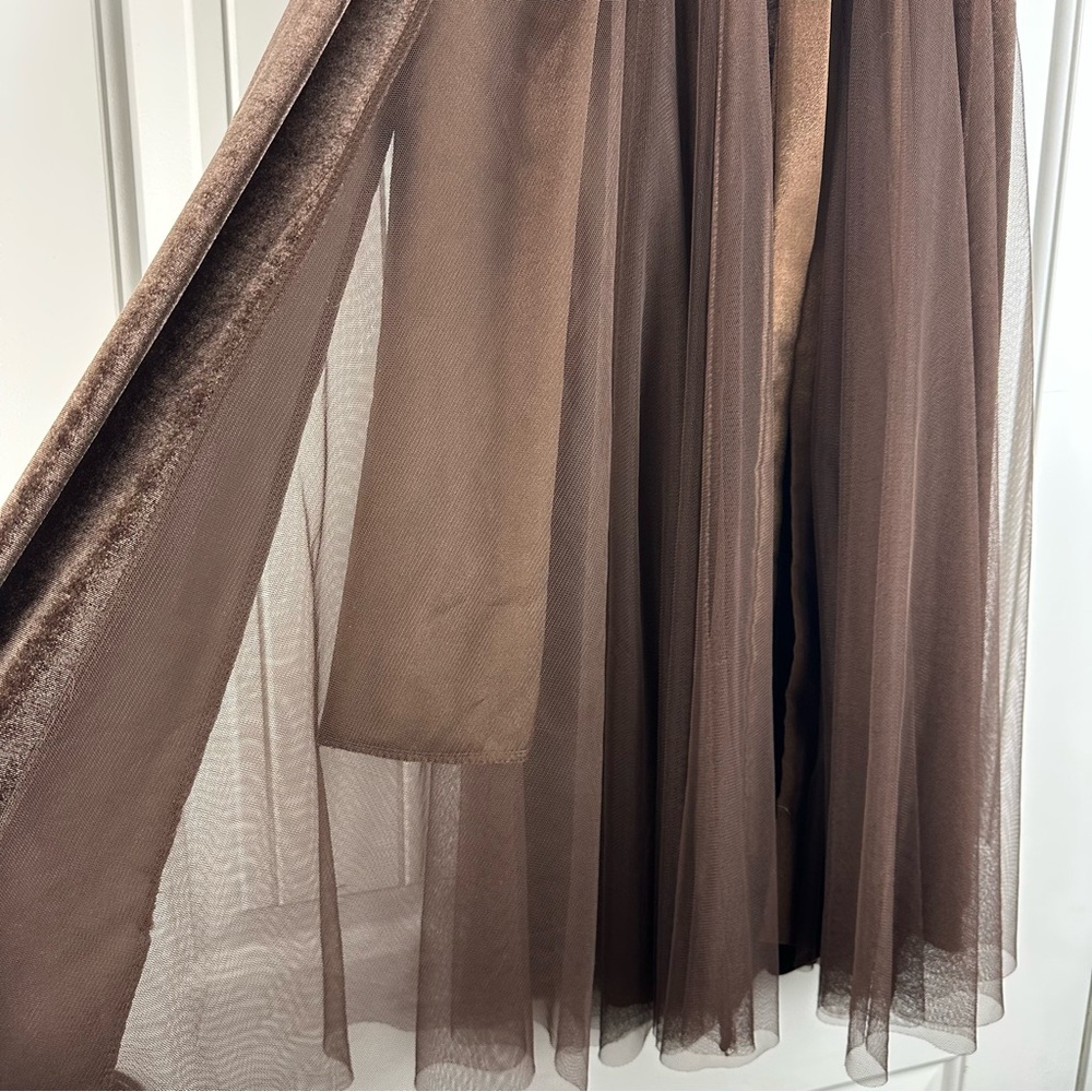 Mabel Ellen Boutique Chic Elegant Brown Tulle Skirt size Small - Picture 4 of 9